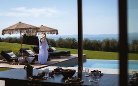 Exklusive Designer-Villa mit Pool, Park&Seeblick